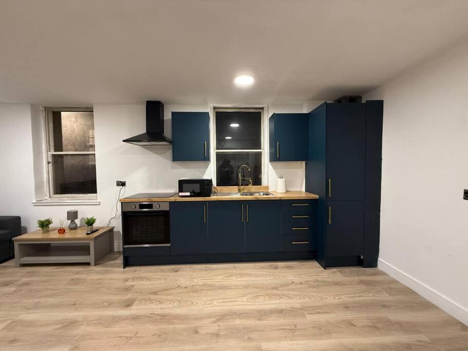 Modern 1 Bedroom - 5 Min Walk From Princess Street Eb1 Эдинбург Экстерьер фото